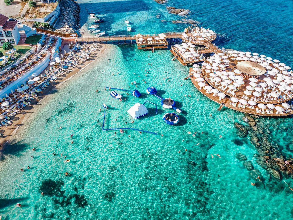 Salamis Bay Conti Resort Hotel & Casino Famagusta  Eksteriør billede Aerial view of the beach